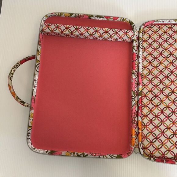 Vera Bradley Hard Shell Laptop Computer Case Bag Folkloric (Retired) with Strap - Picture 7 of 16